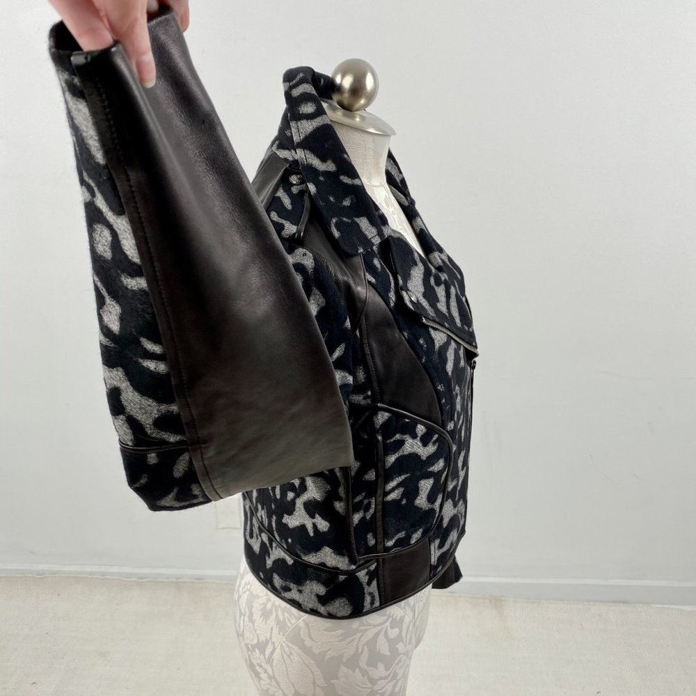 DVF Diane Von Furstenberg Jacket 6 S/M Moto Leather Wool Print Black Grey NWOT - Picture 13 of 15
